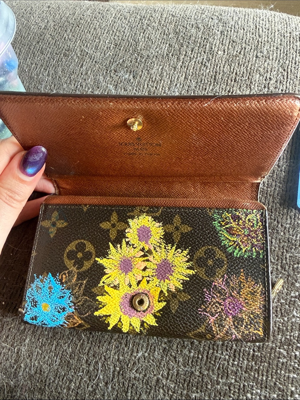 AUTH Handpainted sunflower Louis Vuitton wallet - Picture 2 of 5